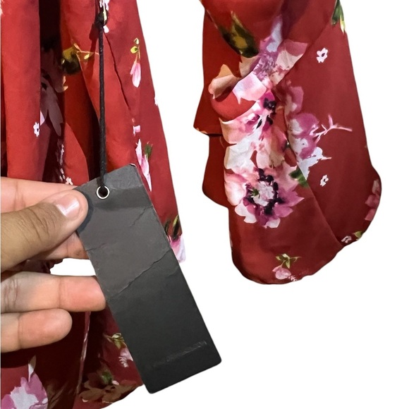 FOREVER 21+ Size 3X Floral Tie Off the Shoulder W/ Wide Sleeves GREAT CONDITION - Picture 4 of 5